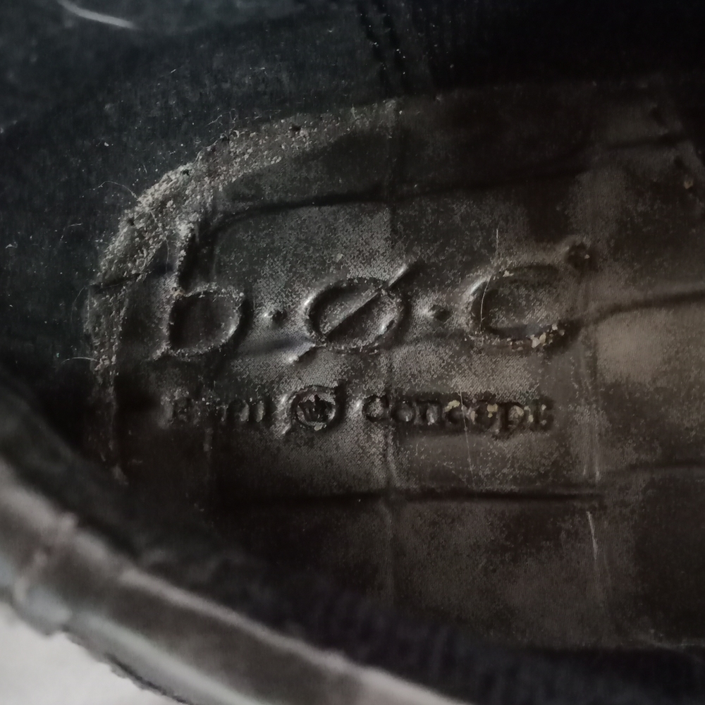 B.O.C Gray Patterned Clogs Size 8 - image 5